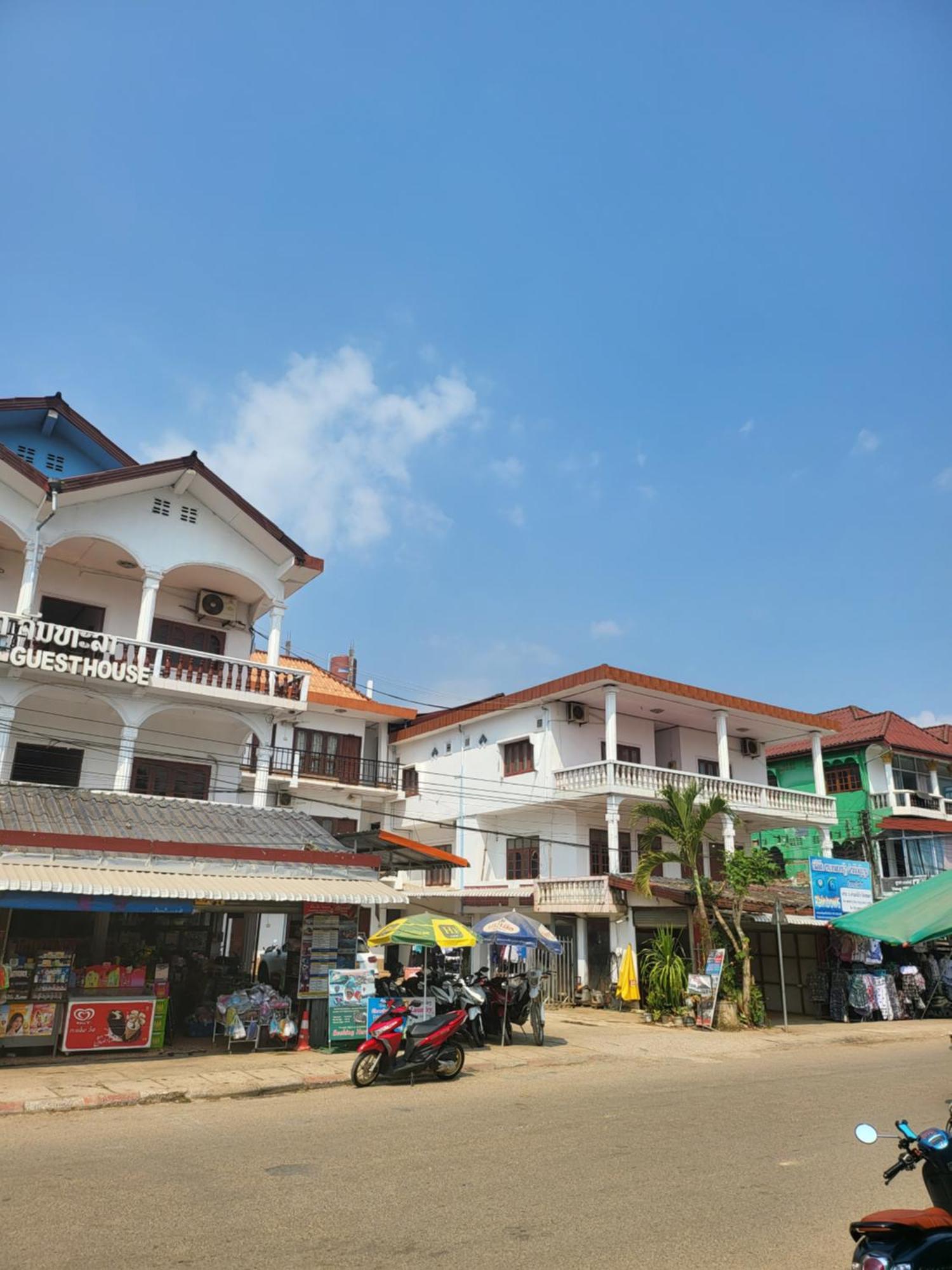 Vang Vieng Chanthala Hotel 1 Eksteriør bilde