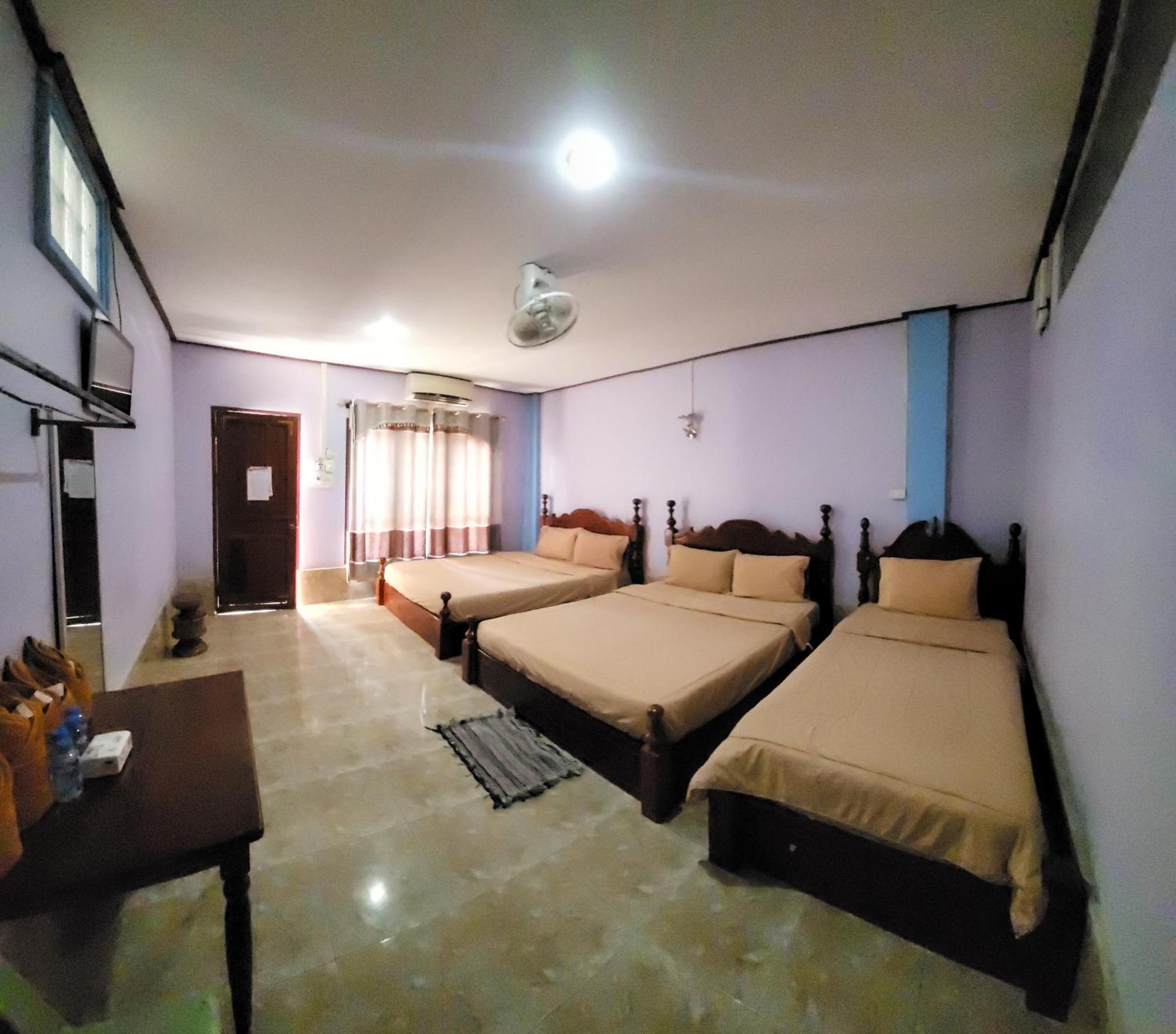 Vang Vieng Chanthala Hotel 1 Eksteriør bilde